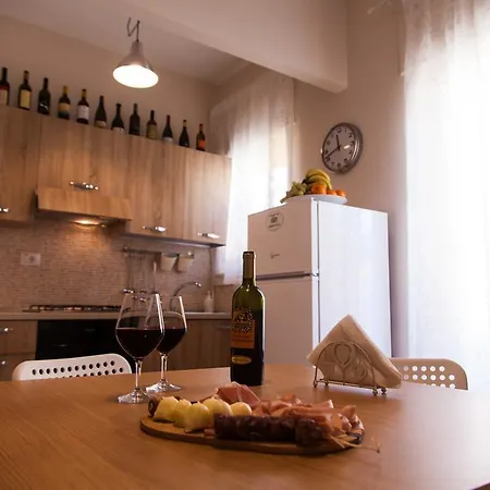 Talete Apartment *
